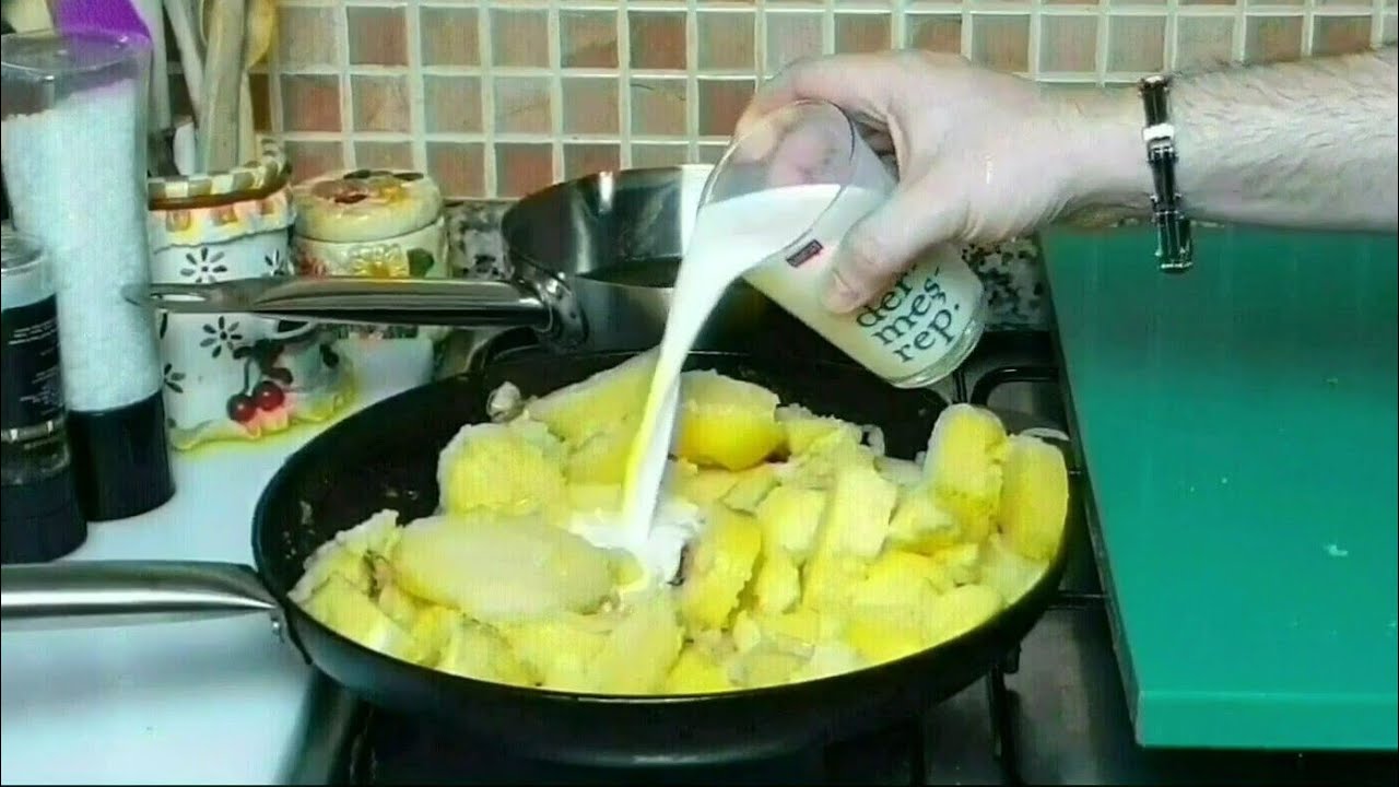 PÜRE KARAMELİZE  Soğanlı Nasıl Yapılır /  Sütlü Soğanlı Patates Püresi Nasıl Yapılır
