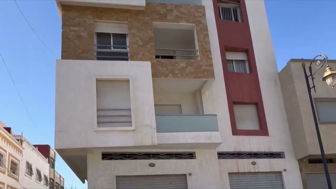 شقة همزة فمنزل مستقل فيها تخفيض 10 مليون 0776548815