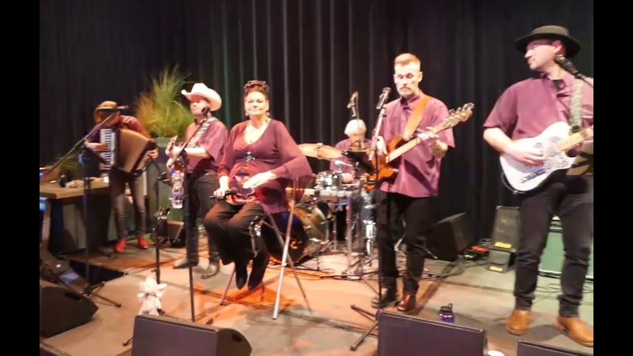 Sliedrecht dansmatinee 23-03-2025 Indian Summer 🤠