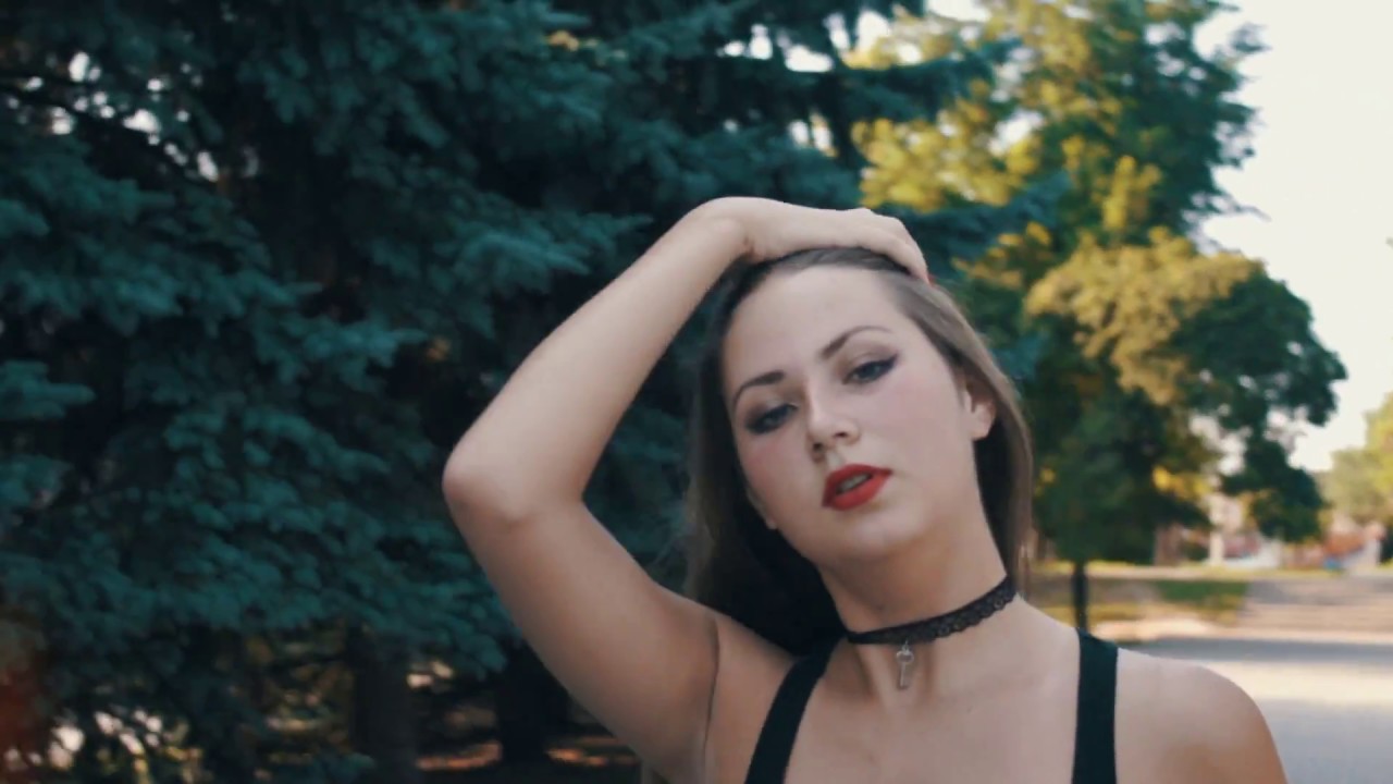 Анна Касьянова-Прогулка по любимому Харькову:)))