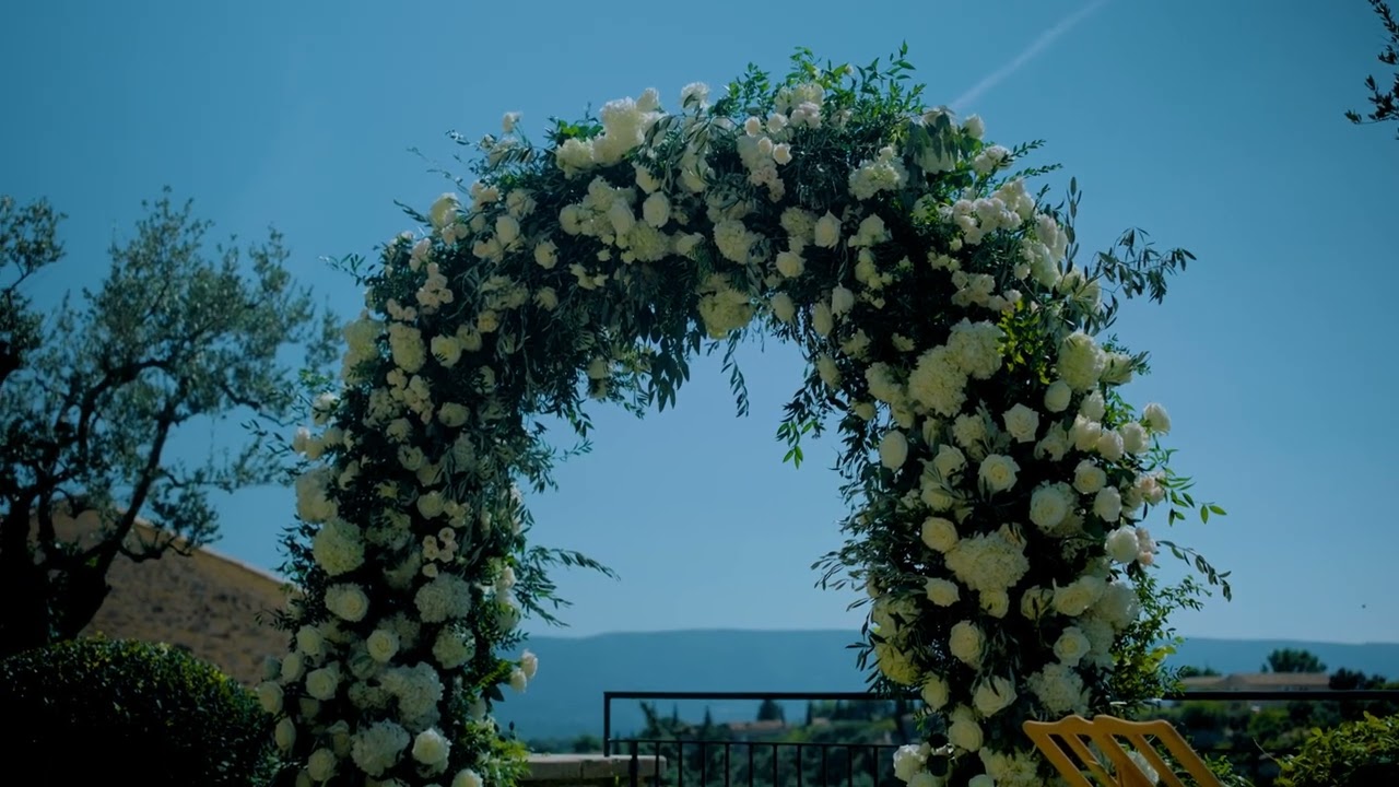 Wedding day at La bastide de Gordes