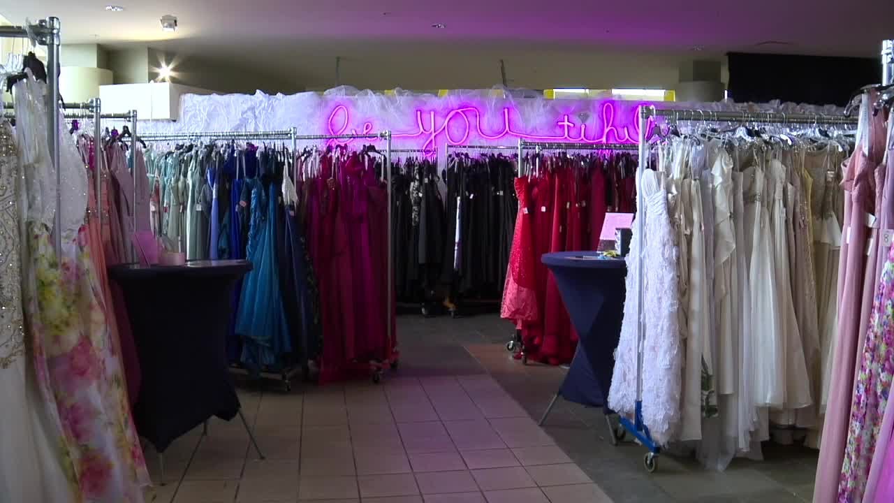 Local nonprofit Princess Project looks to help teen girls as prom night approaches
