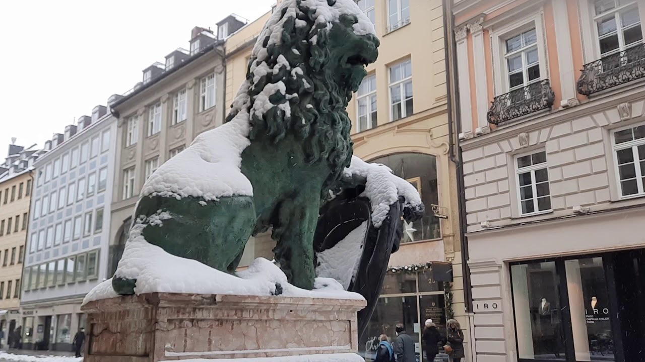 Walking Munich, Germany in the snow - Residenz to Promenade Square