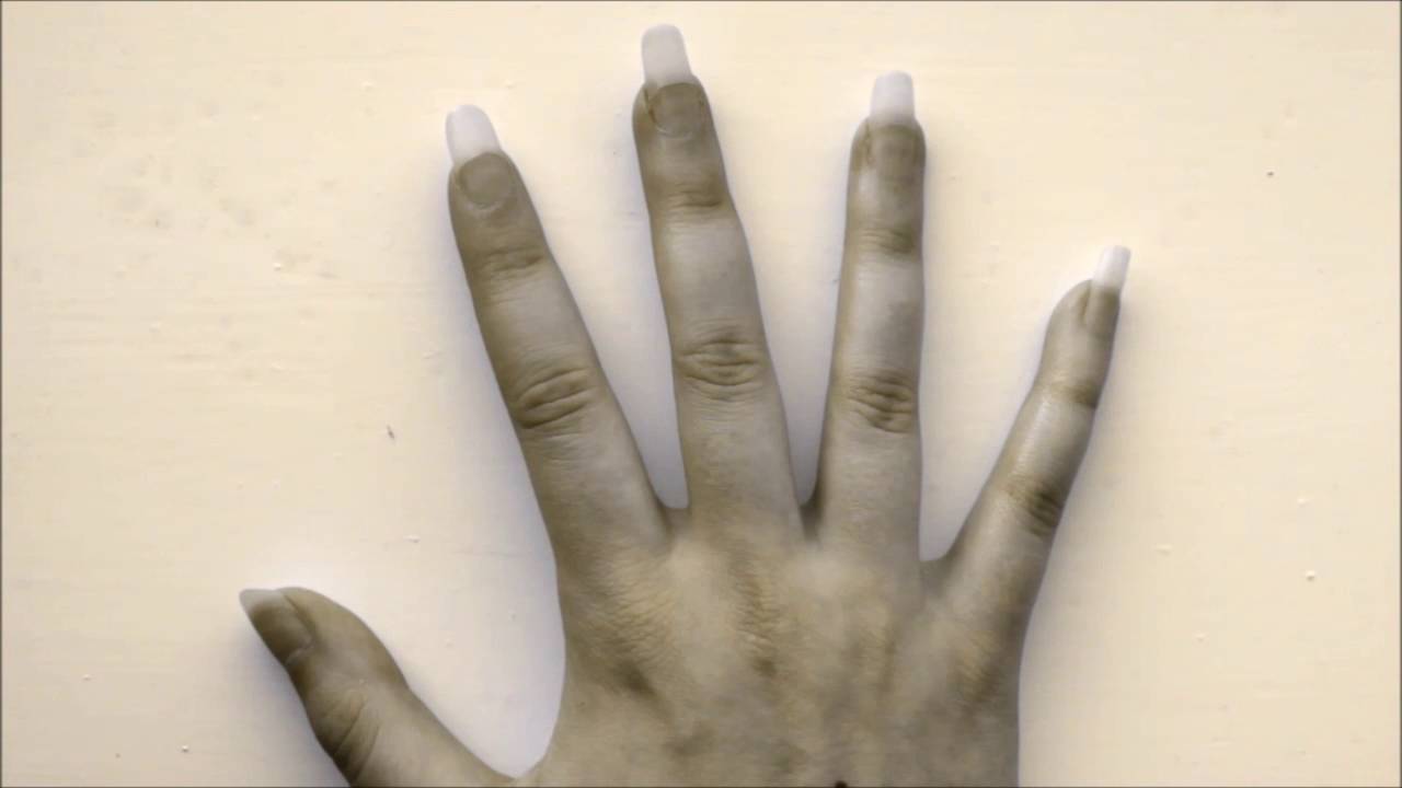 Bare long nails, an artistic video by KreepyKlaws (video 7)