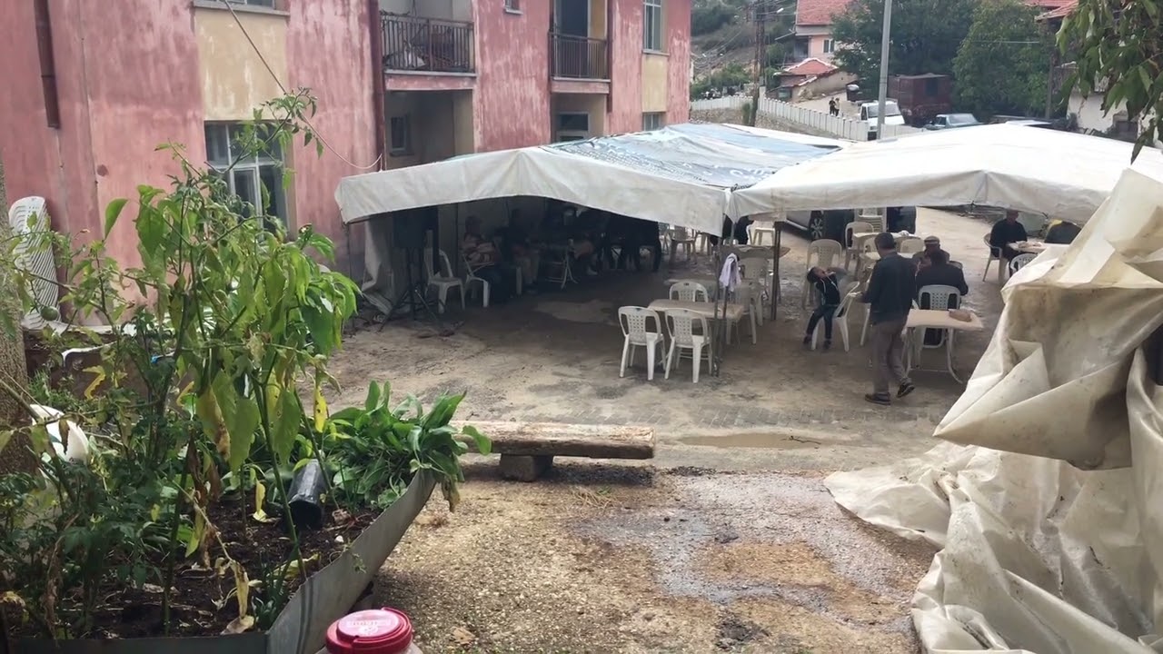 Hüseyin Yılmaz-kulak verdim dört köşeyi dinledim (Mamak)