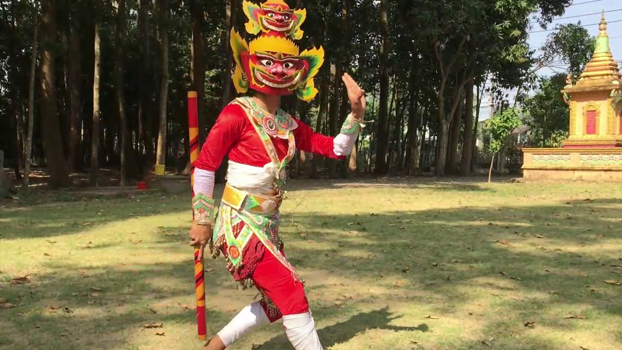 văn nghệ độc lạ m&uacute;a robam chằn tinh / yak rom kuon khmer