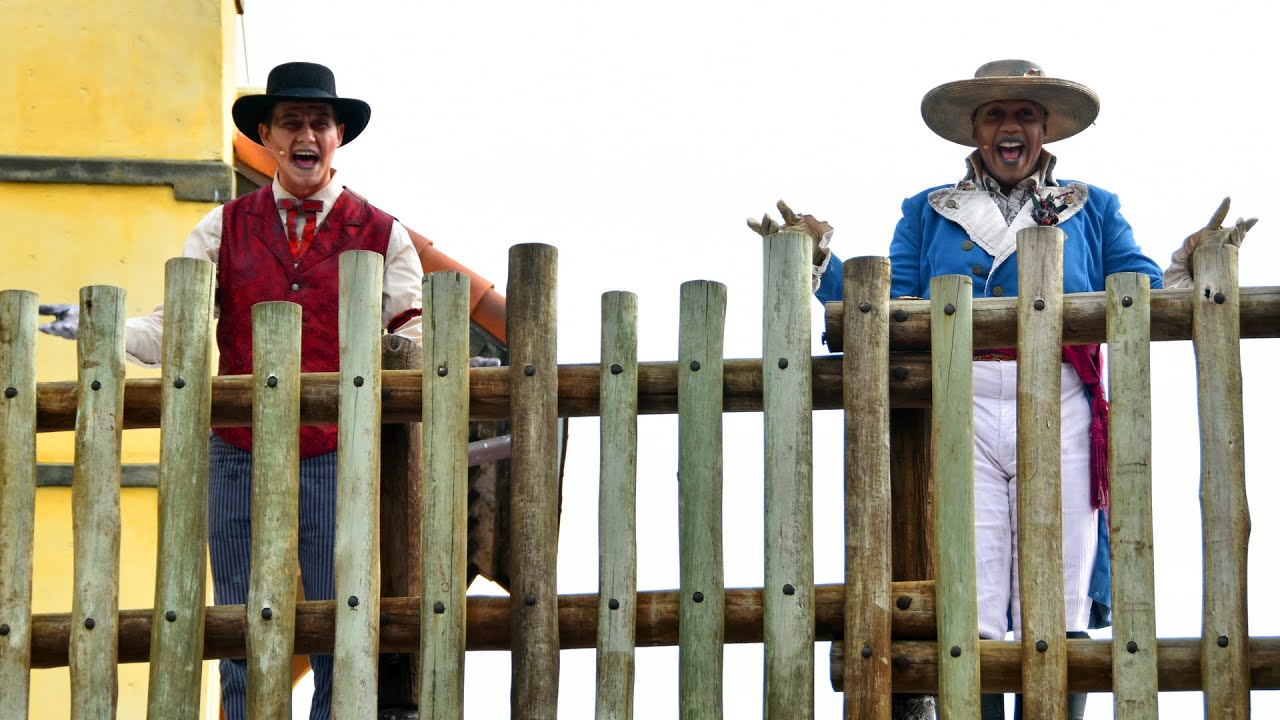 Dapper Dans Sing Halloween Songs as Cadaver Dans in Frontierland at Magic Kingdom, Walt Disney World