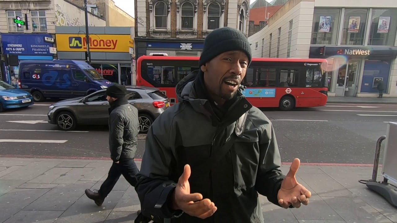 New Air Pollution Monitor, Brixton Road, by Little Ninja UK