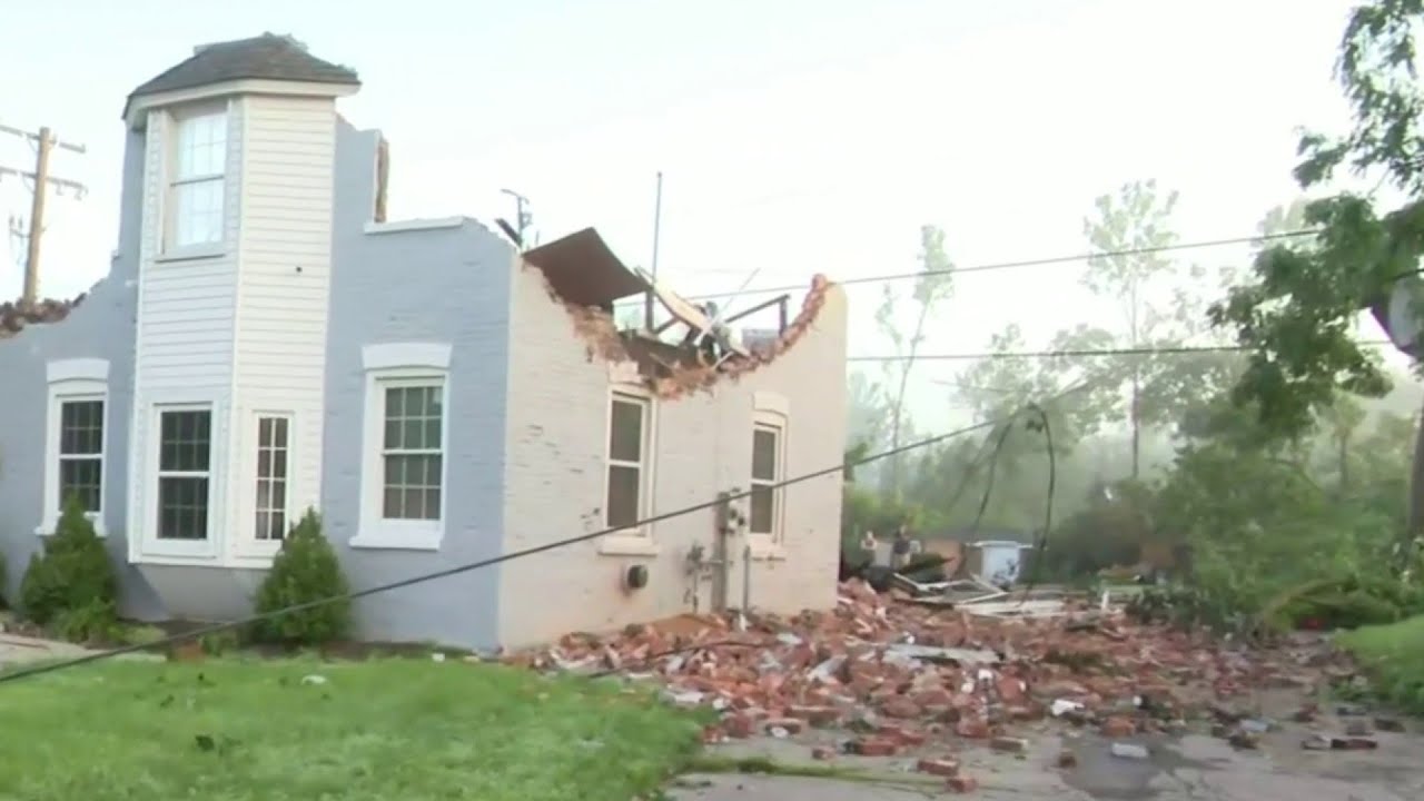 Homes and businesses badly damaged in Armada