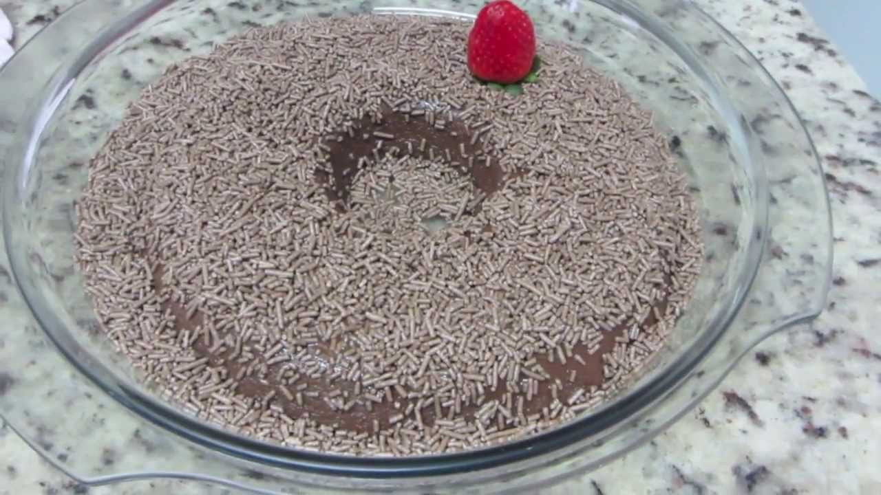 Brigadeirão de Microondas - Brincando de Ana Maria