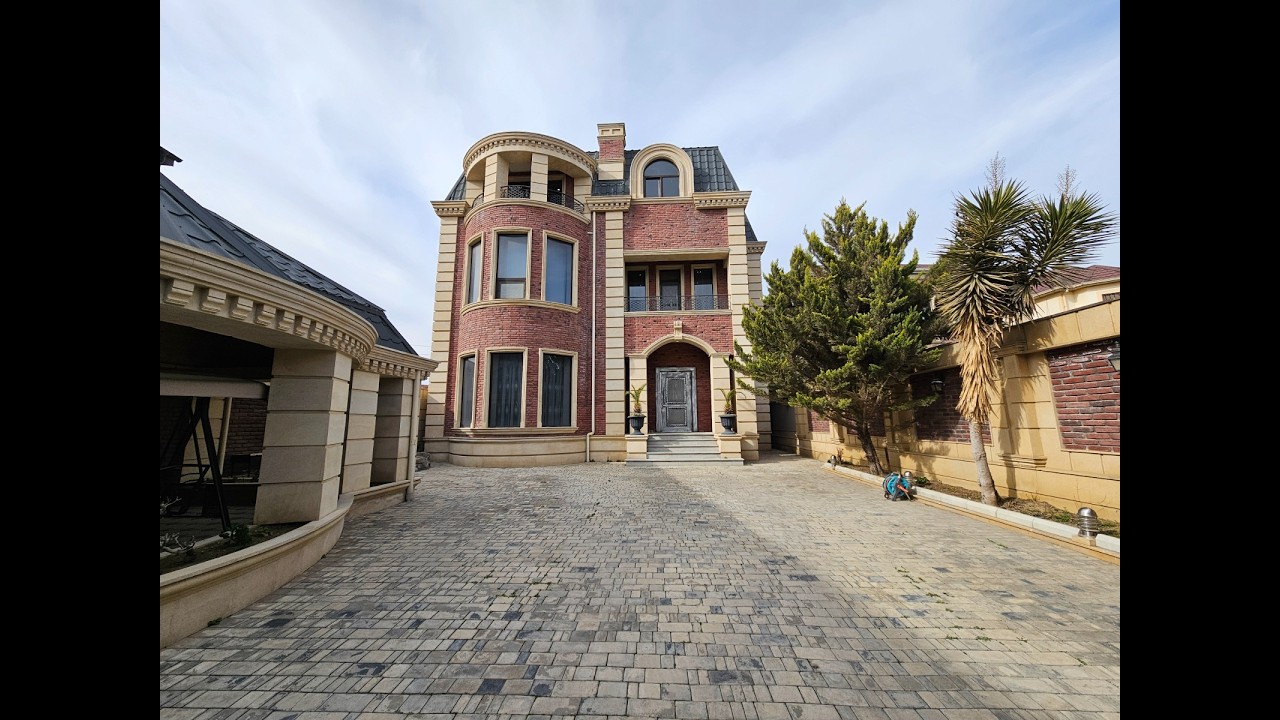 LÜKSÜN və DƏBDƏBƏNİN VƏHDƏTİ OLAN VİLLA! Xırdalanda 4.8 sot, paket kupça460000 azn. 070 924 29 30.