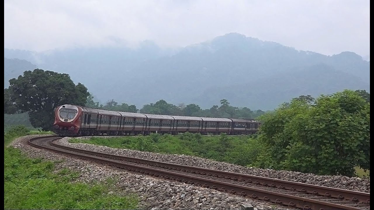 75714/New Kooch Bihar (NCB) to Siliguri Junction (SGUJ) Demu Train || North East Frontier Railway