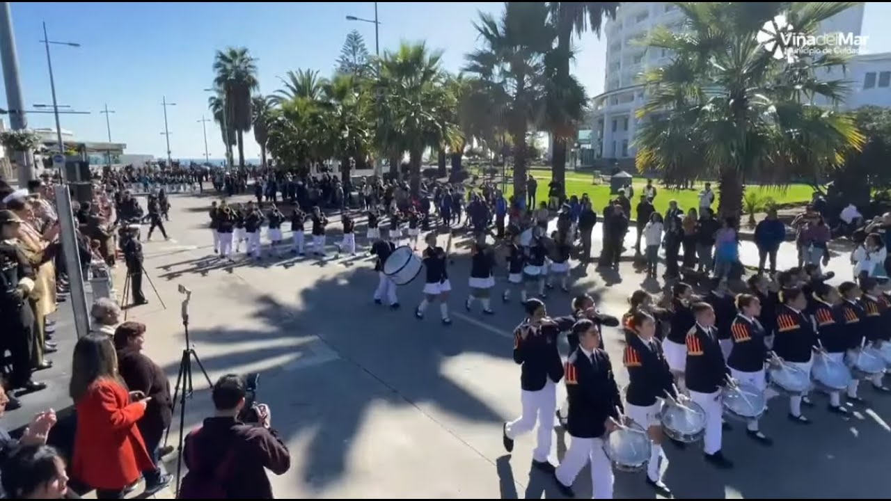 Desfile Estudiantil del Mes del Mar 2025