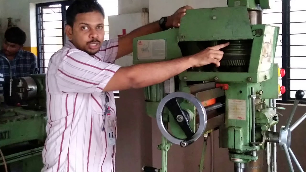 Radial Drilling machine Explaination in Machine Tools laboratory demo