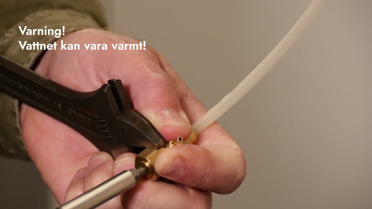 Hur avluftar jag tanken på en Qvantum QE?