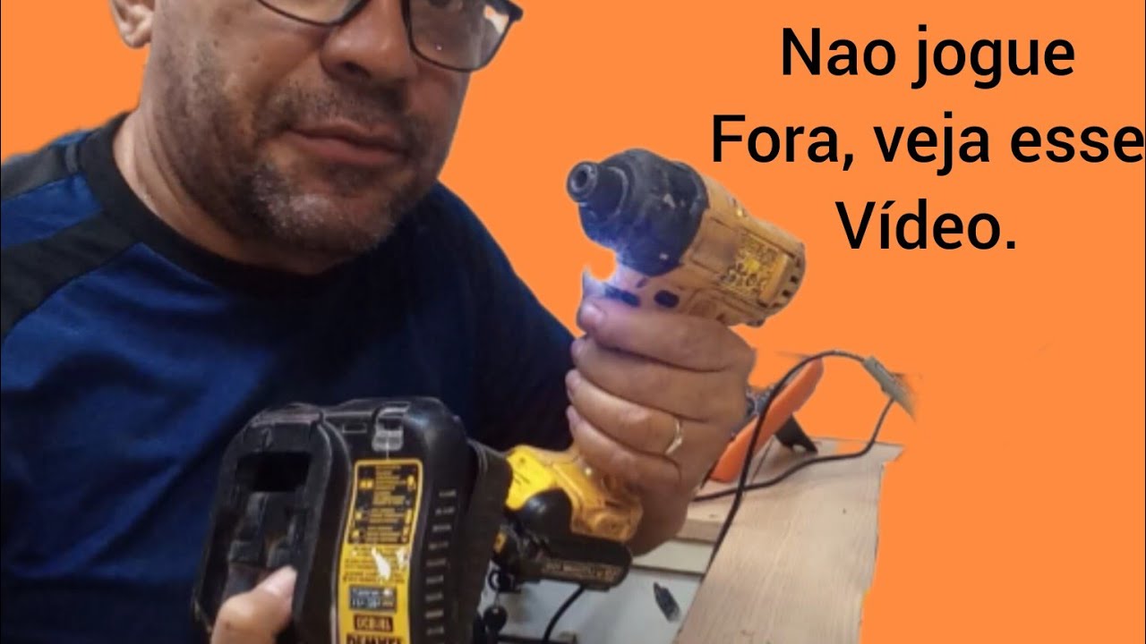 Não jogue fora o carregador Dewalt quando der defeito.