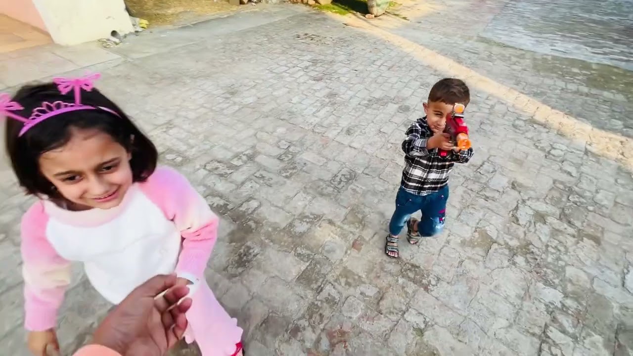 Bacho ka masti time🤗.