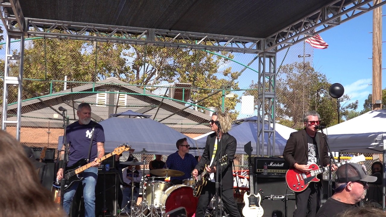 The Coverups (Green Day) with CJ Ramone - I Wanna Be Sedated, Rockaway Beach, & Do You Wanna Dance?