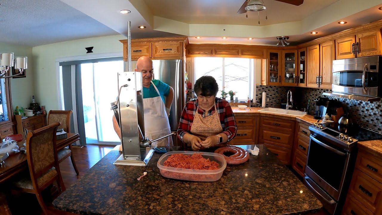 Make Moose Sausages, Delicious Bratwurst Moose Sausages, Maple Moose Sausages
