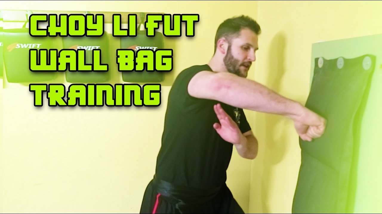 Choy Li Fut - Kung Fu Wall Bag Training - Hook Chop Hook
