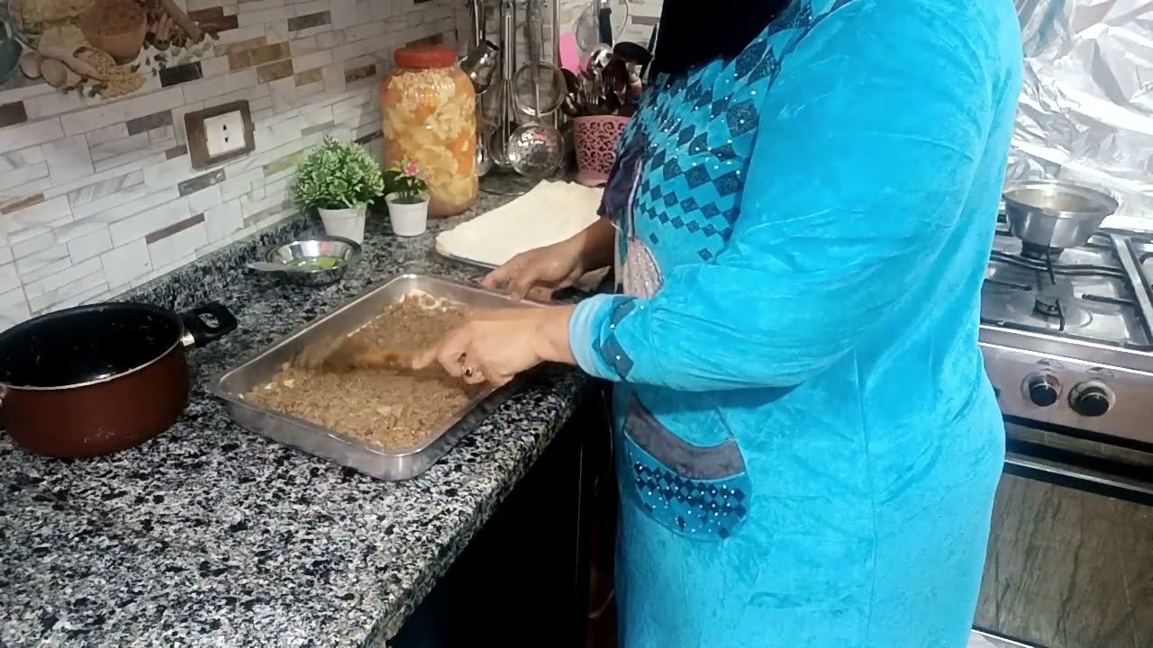 روتين يومي ‼️صينيه اساسيه علي السفرة في رمضان وفي العزومات صينيه الجلاش باللحمه ولا اروع منها