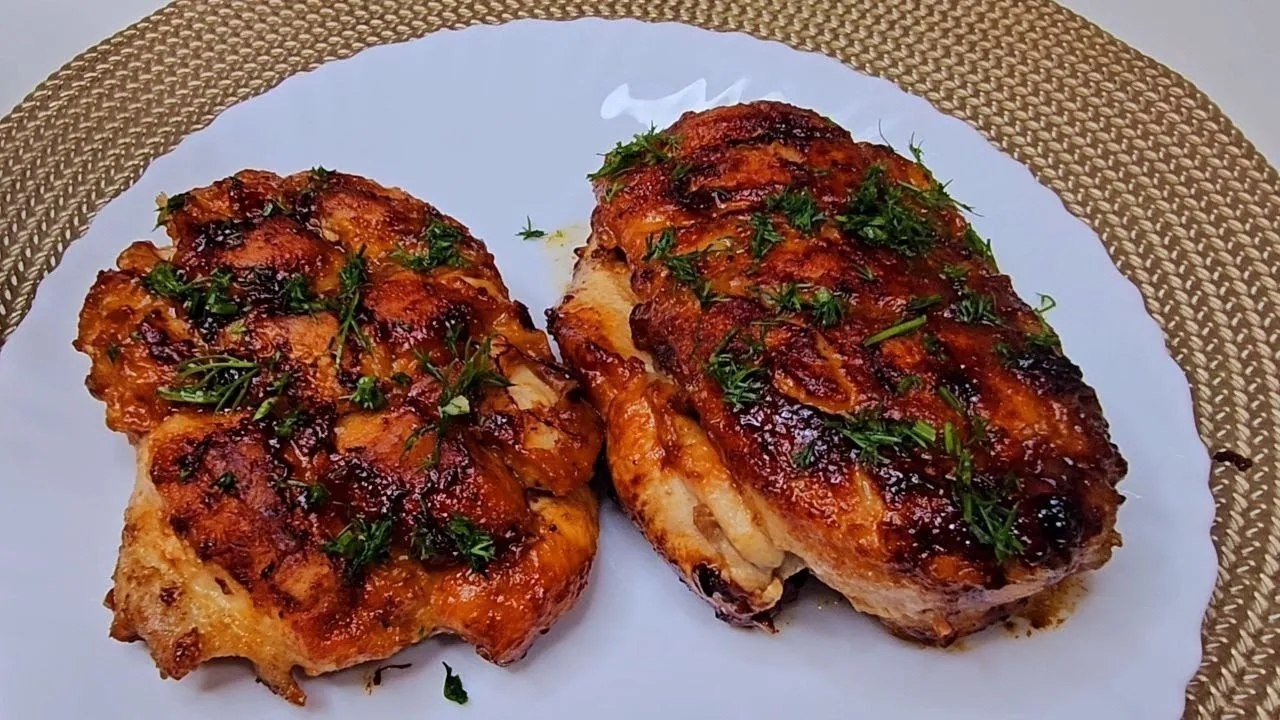 Я никогда не ела такой вкусной куриной грудки! Очень быстрый и простой рецепт!