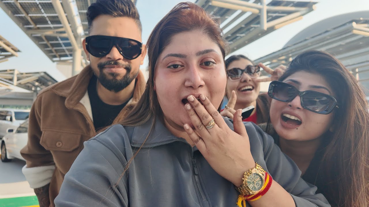 Newyear Trip || Habibi Welcome to🇦🇪 || meeting her❤️ @richajournal0723 