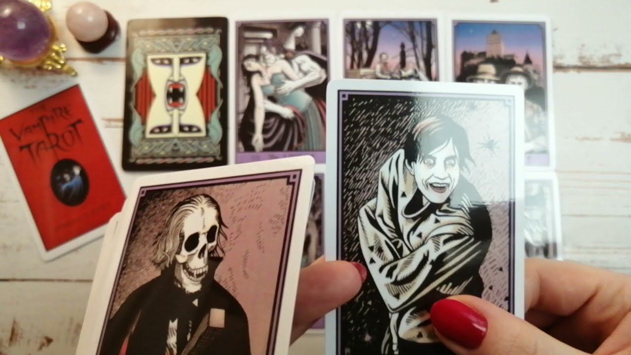 Fake The Vampire Tarot by Robert M. Place / Реплика Таро Вампиров Роберта М. Плейса
