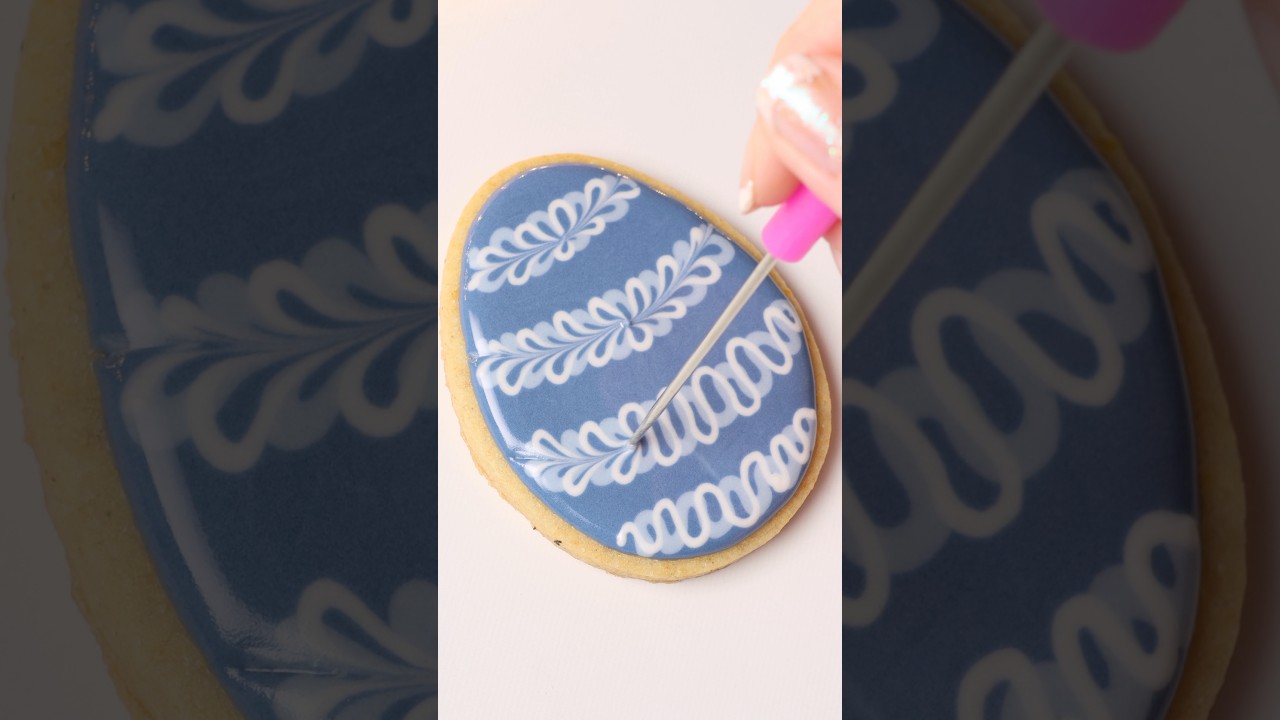 Простое печенье, украшенное королевской глазурью, к Пасхе 🐰 #wetonwettechnique #royalicingcookies