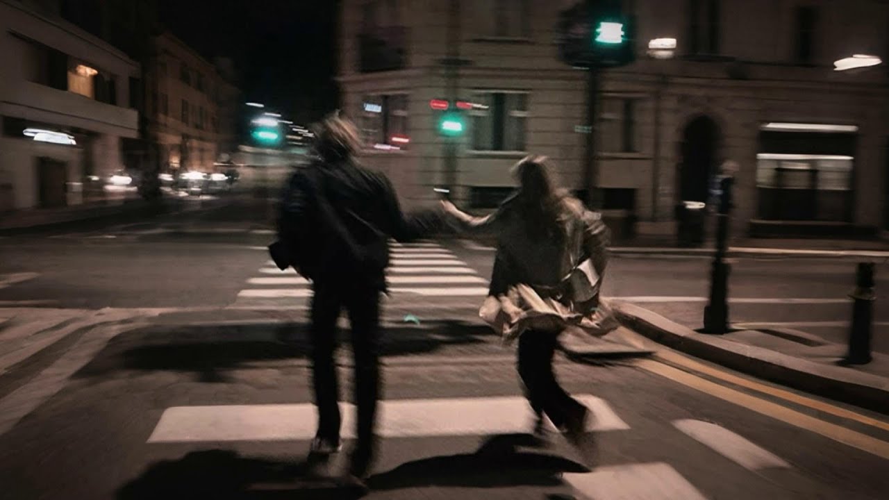 [playlist]  𝒖 𝒂𝒓𝒆 𝒇𝒂𝒍𝒍𝒊𝒏𝒈 𝒊𝒏 𝒍𝒐𝒗𝒆
