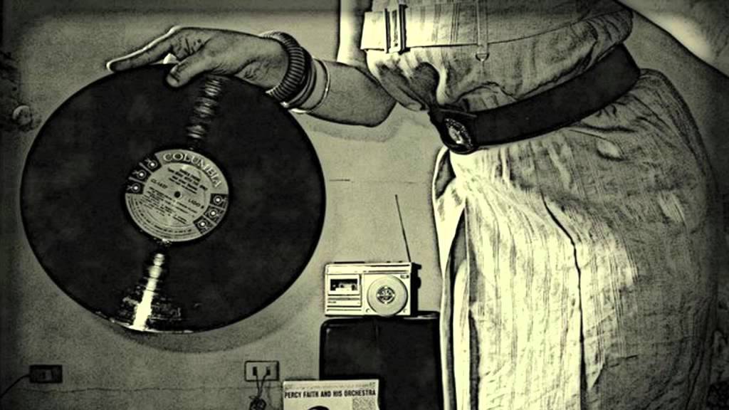الفنانة مديحة عبدالحليم  - الحب مين يقدر يداريه