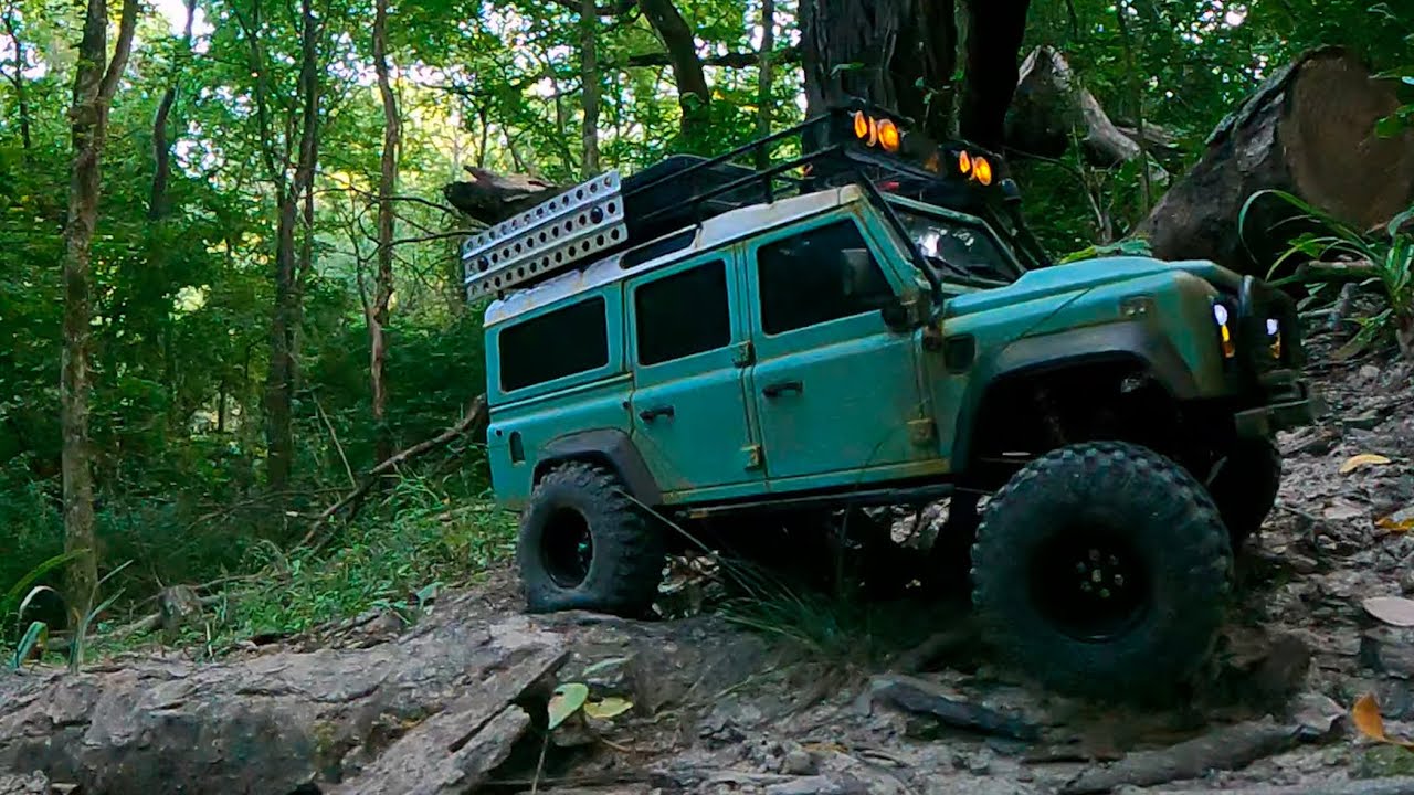 MN111 Diecast Defender D110 - Trail Run #3
