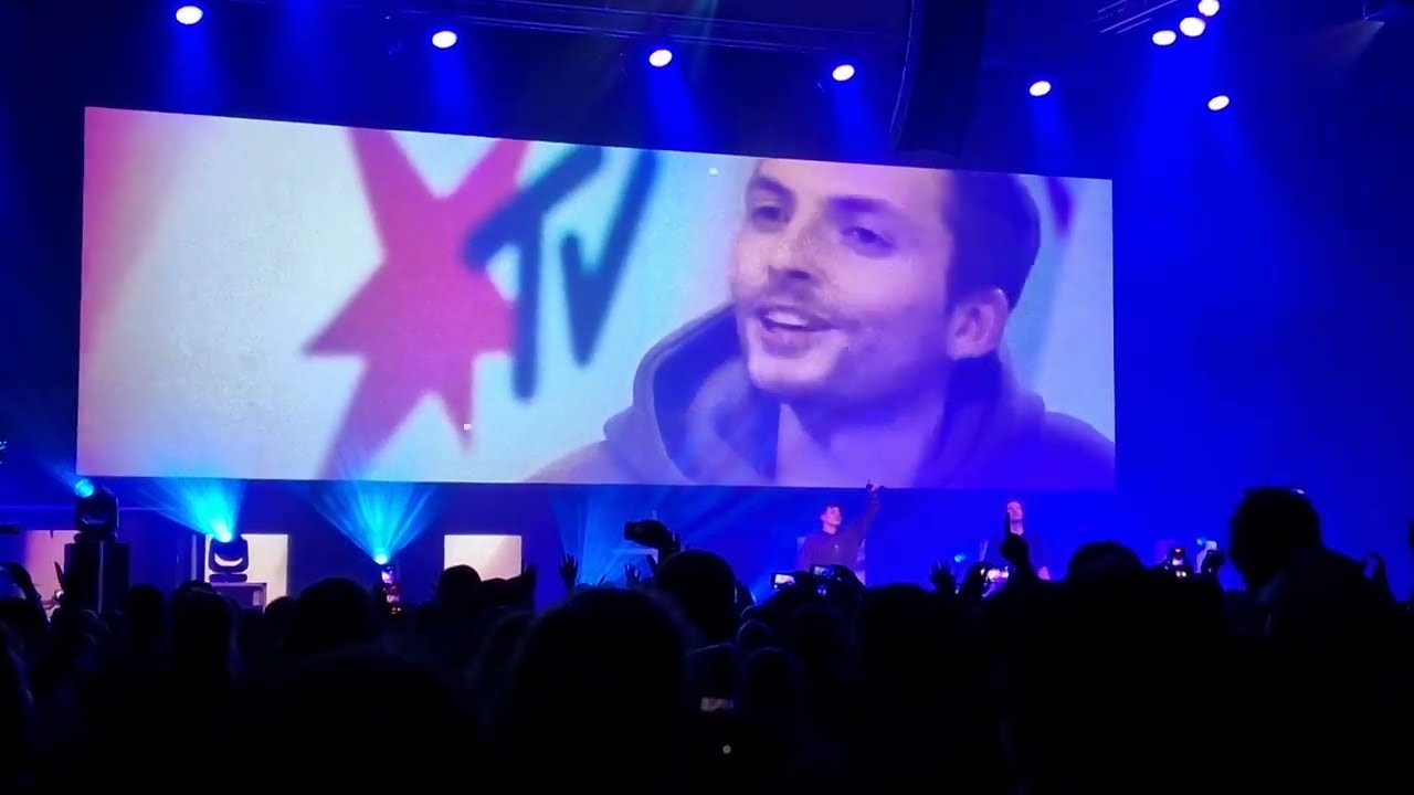 live REAL LIFE – O’Bros – Lied für Philipp Mickenbecker – plus: Egal wie hoch (mein Gott ist größer)