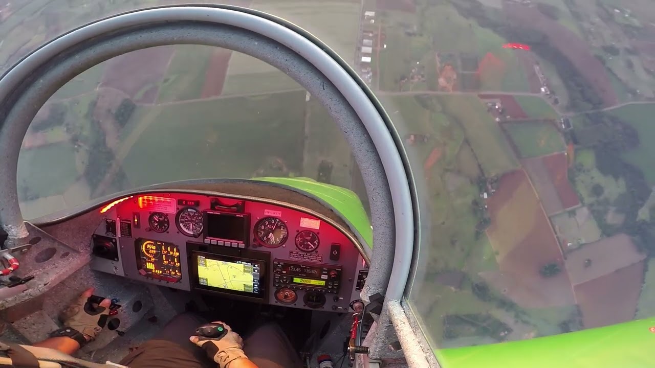 Vans RV-8 Aerobatics (having fun at sunset...)