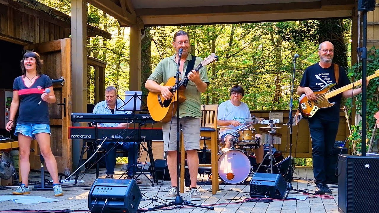 Band *Nix wie rauS* song *Each ones call* live. Open-air-concert in Sonnenbühl, Germany. 8K.