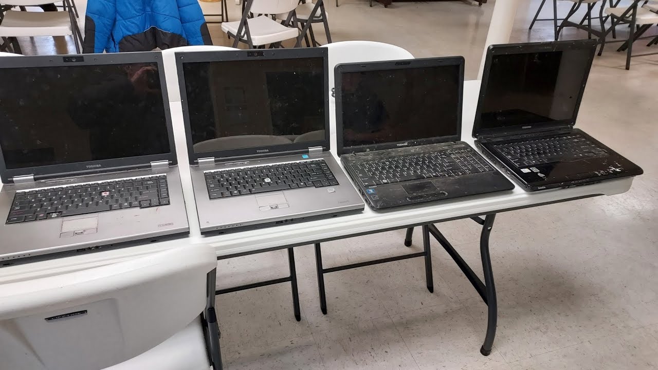 I got 4 Free toshiba laptops! Lets check them out! (part 1)