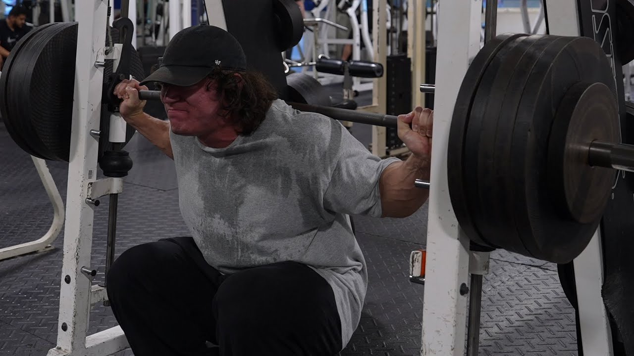 The Bulk Day 36 - Legs - DO NOT WATCH IF YOU SKIP LEGS