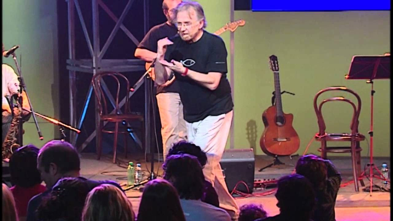 Luis Pescetti usa lavanda