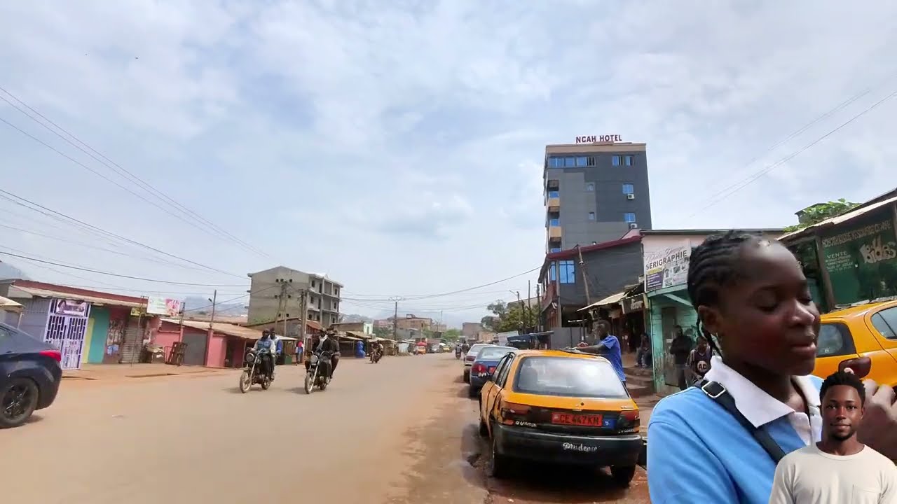 Marche immersive dans les rues de Yaoundé  Acacia →Biscuiterie Biyem Assi