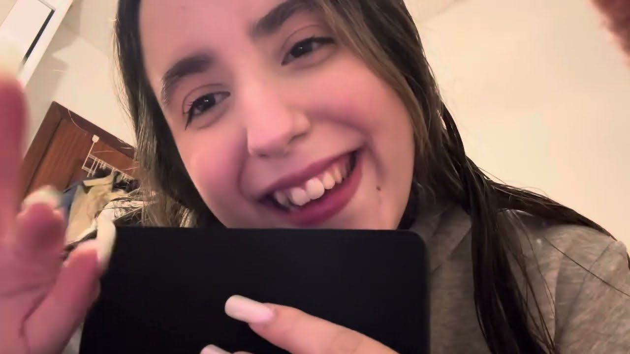 ASMR Caseiro: Fast Tapping de Madrugada