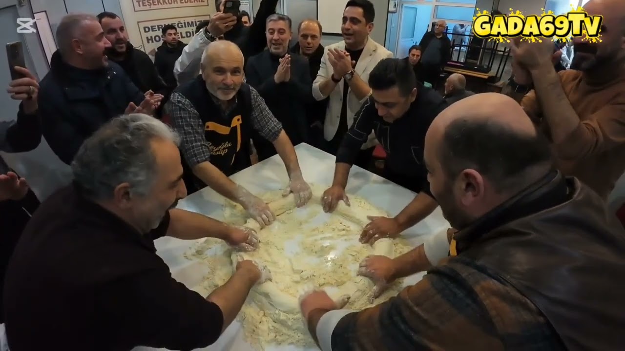 BAGCILAR BAYBURT STK BİRLİĞİ GECESINDEN TEL HELVASI