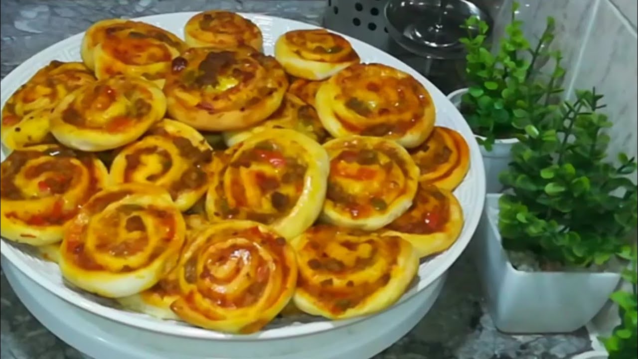 @saidatdar فطائر رولي / شنيك مالح ولا ارواع مايكون سهلة وسريعة ولديدا جدا في تحضير 👍 👍