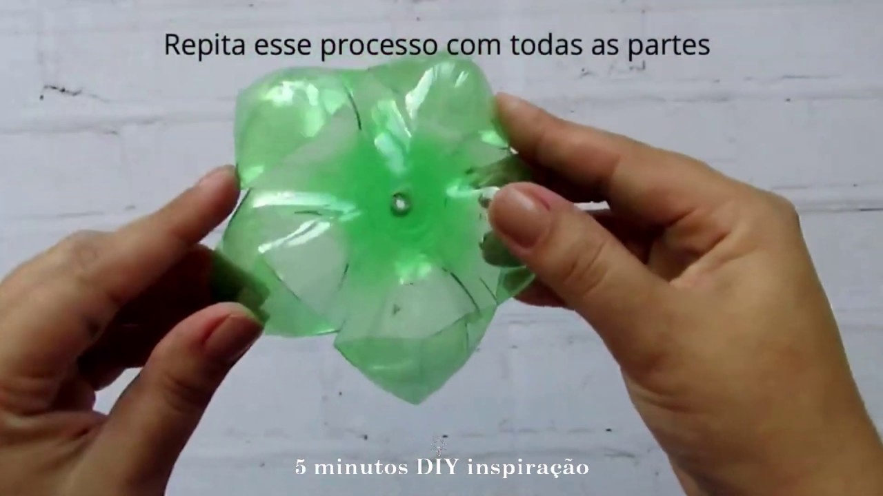 DIY Natal #3🎄Guirlanda natalina feita com garrafas pet