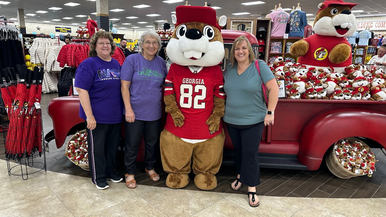 Gloria’s first Buc-ee’s trip!