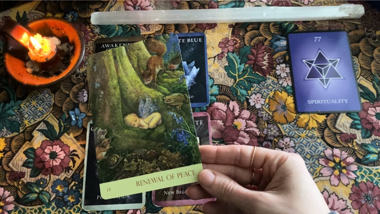 A Message For You | Oracle Deck | Intuitive Tarot Card Reading | Collective Energy