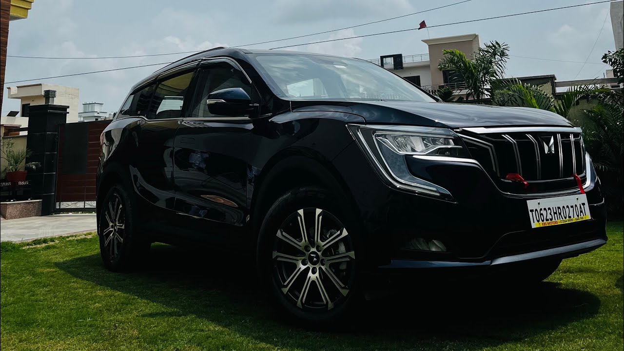 ₹35000 🤑 Accessories In Mahindra XUV 700 ( AX7 ) Company ￼ Fitted Accessories