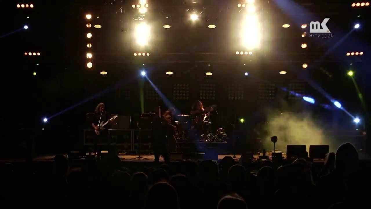 Rocking The Daisies 2013: Black Cat Bones - Live Performance