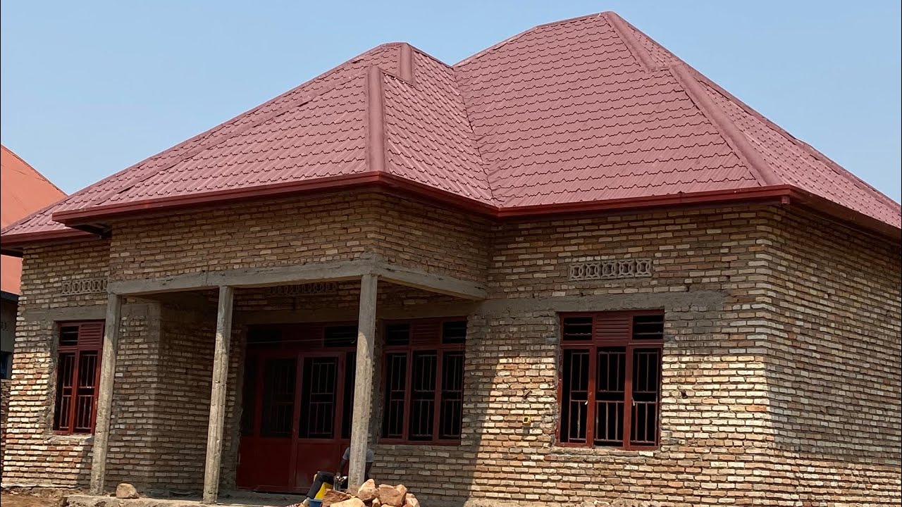 Inzu iri mubiranguzo irabura amasuku  mpamagara Kuri +250785446766