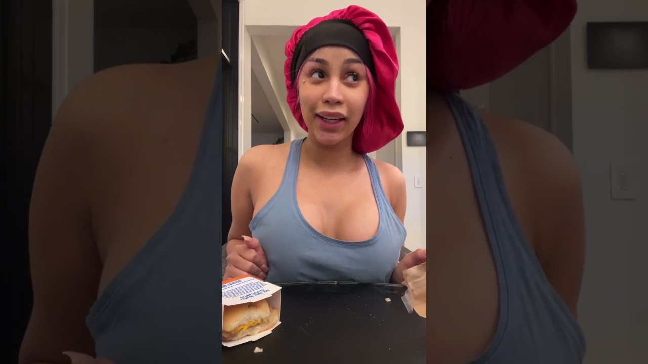 Cardi B вживую 03.01.25