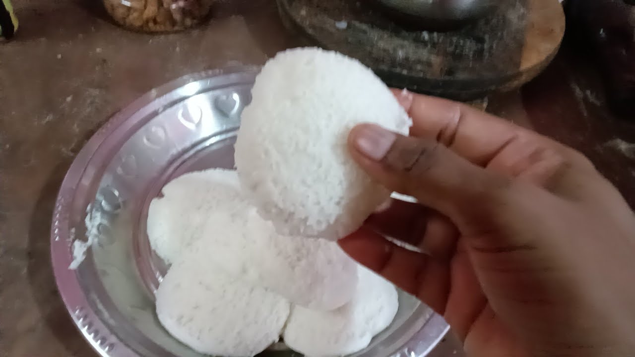 ரேஷன் அரிசியில் பஞ்சு  போல்இட்லி மாவு /ration rice idly Recipe in tamil/idly batter in tamil